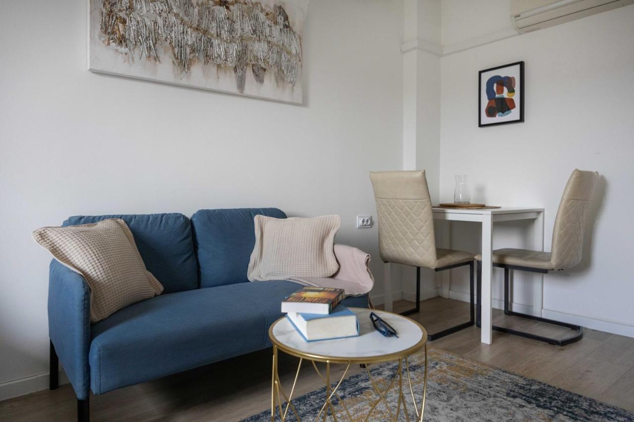 Bright And Modern Studio Near City Center Apartman Zágráb Kültér fotó