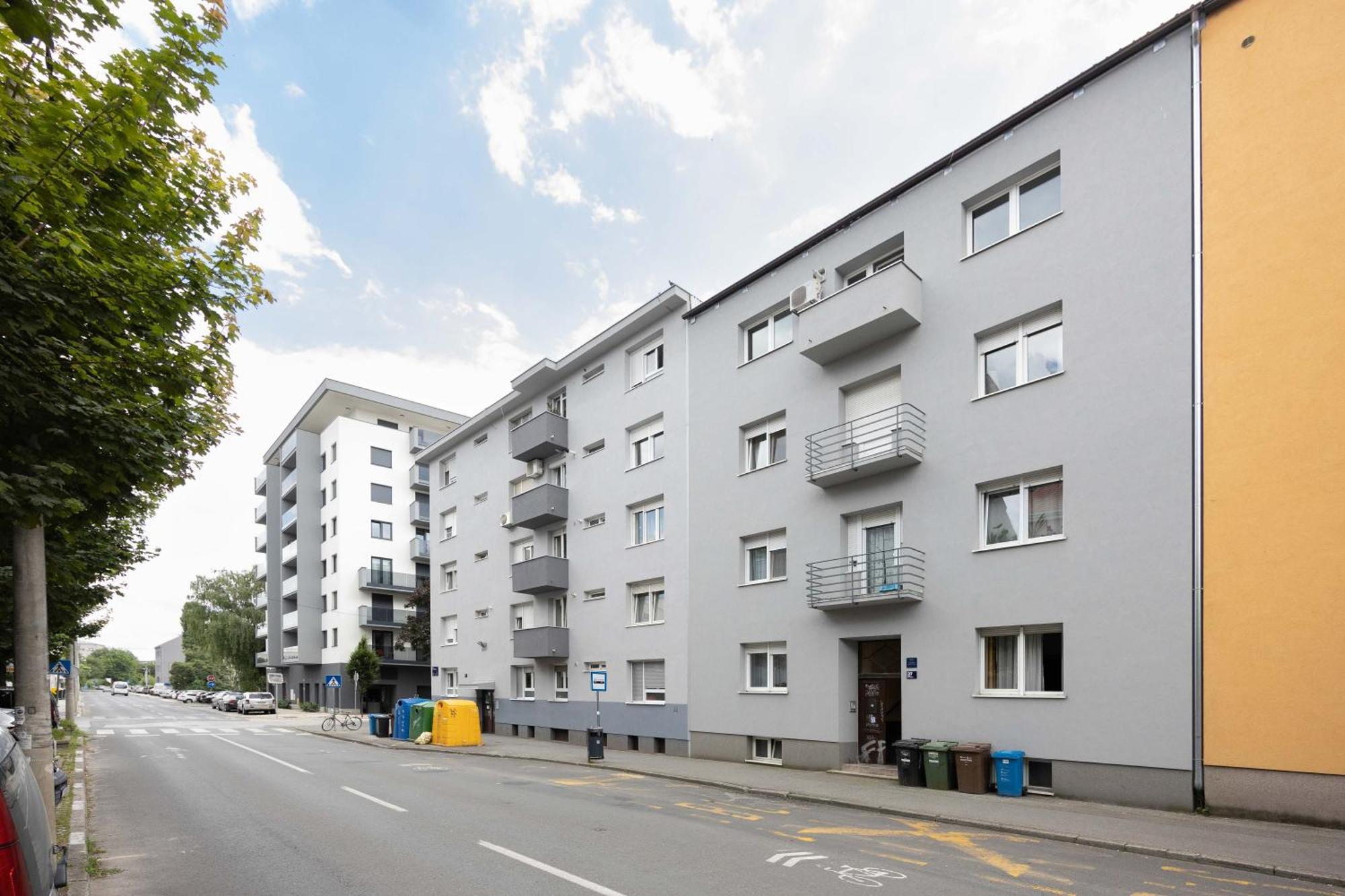 Bright And Modern Studio Near City Center Apartman Zágráb Kültér fotó